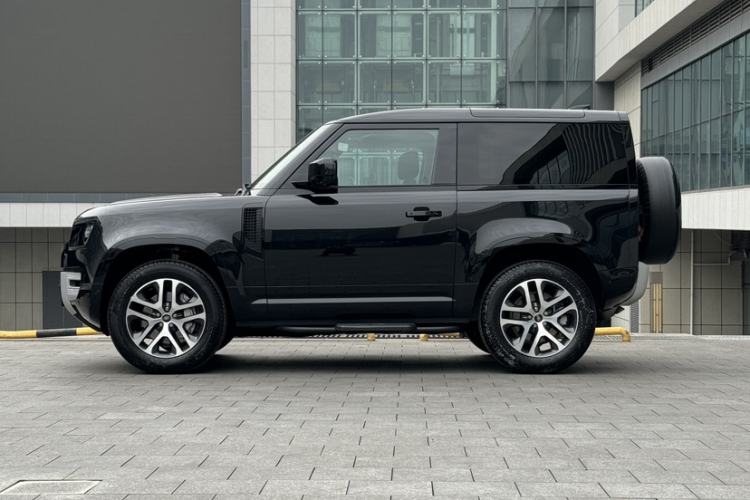 Used Land Rover Defender 2023 Facelift 90 3.0T P400 XS