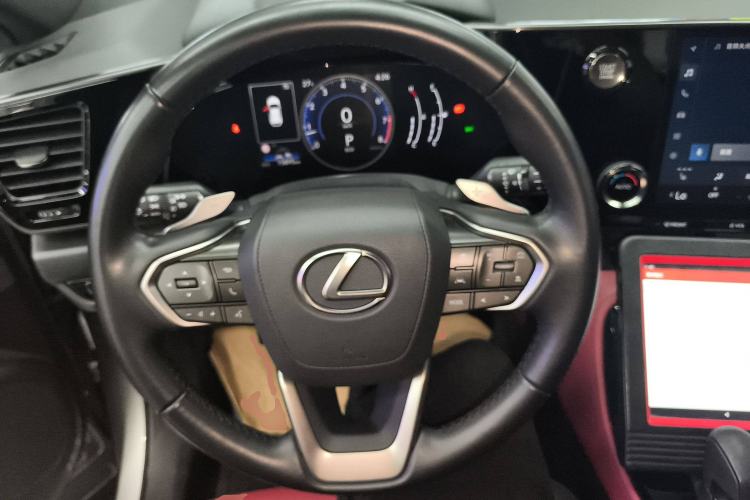 Used Lexus NX 2022 260 Front-Wheel Drive Chuan Yue Edition
