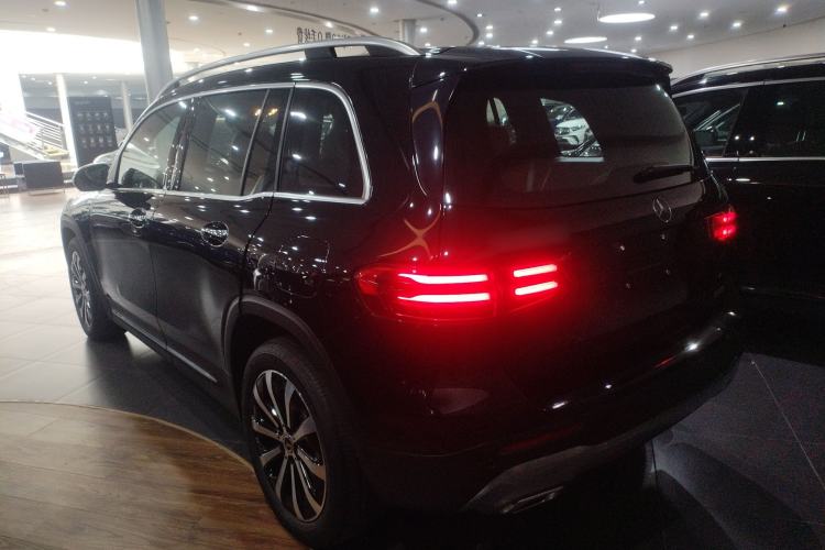 Used Mercedes-Benz GLB 2024 Refresh GLB 220 Fashion Edition
