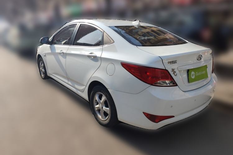 Used Hyundai Verna (older generation) 2014 1.4L Automatic Smart GLS Rear Left 45 Deg
