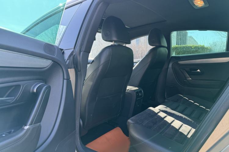 Used Volkswagen FAW-Volkswagen CC 2016 1.8TSI Luxury Model
