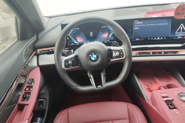 Used BMW 5 Series 2025 530Li Leading Model M Sport Package Steering Wheel