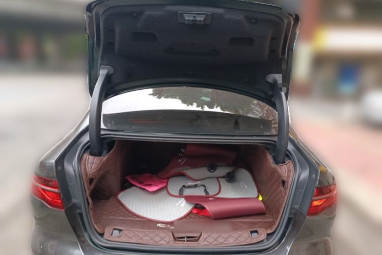 Used Jaguar XEL 2022 2.0T 250 PS R-DYNAMIC S Advanced Sport Edition Trunk