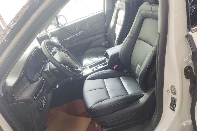 Used Lincoln Corsair 2022 2.0T Two-Wheel Drive Deluxe Edition Left Front Seat