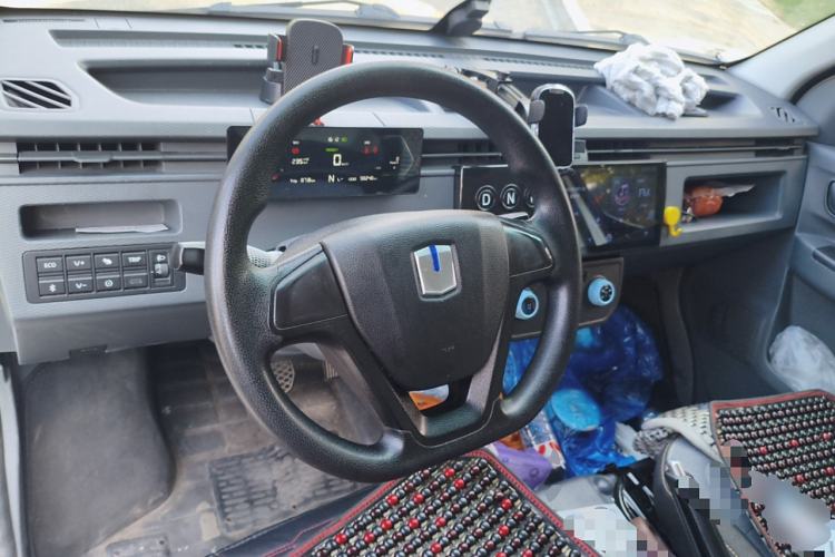 Used Farizon Xingxiang V 2023 V6E Ningde Times 41.86kWh Value Edition