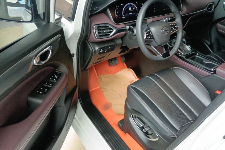 Used GAC Trumpchi M6 2023 PRO 270T DCT Luxury Edition
