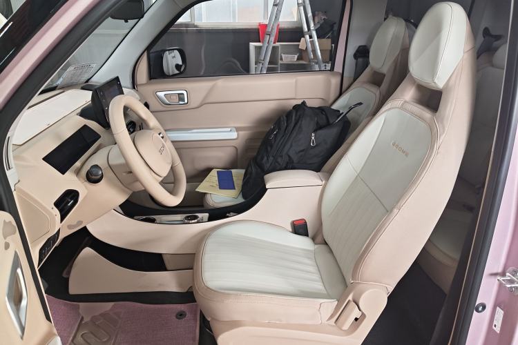 Used Geely Galaxy Panda 2024 Panda Mini 200km Endurance Bear
