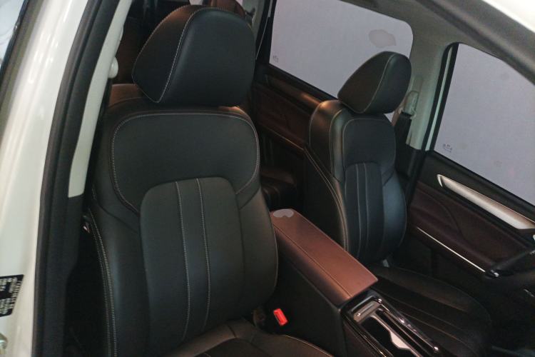 Used GAC Trumpchi M6 2023 PRO 270T DCT Luxury Edition
