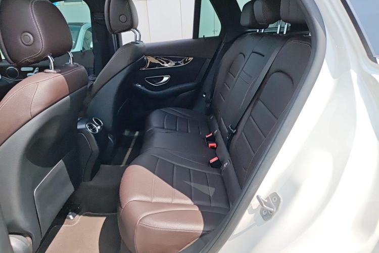 Used Mercedes-Benz GLC 2017 GLC 260 4MATIC Luxury Model Left Rear Seat