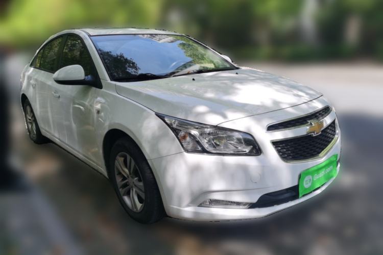 Used Chevrolet Cruze 2015 1.5L Classic SE AT Front Right 45 Deg
