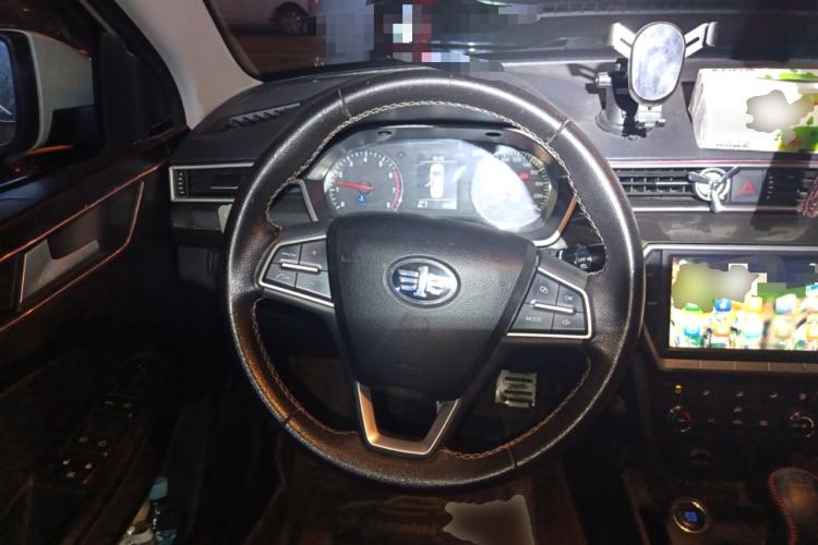 Used FAW Junpai CX65 2018 1.5L Manual Luxury Model Steering Wheel
