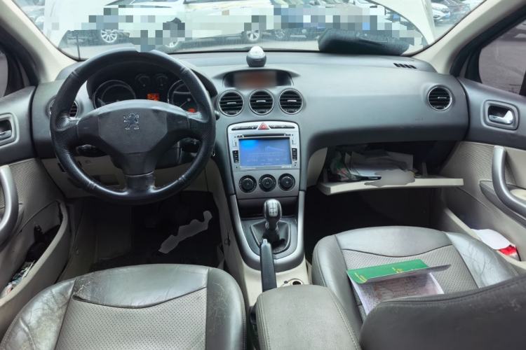 Used Peugeot 408 2011 2.0L Manual Comfort Edition
