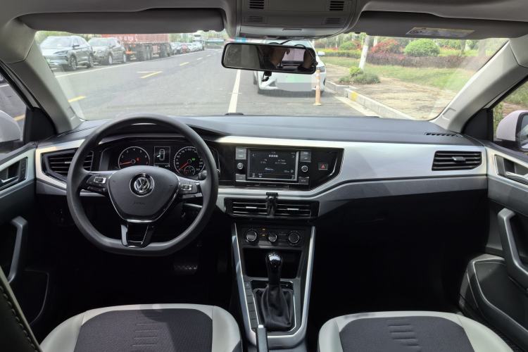 Used Volkswagen Polo 2019 Plus 1.5L Automatic Colorful Technology Edition Interior 1