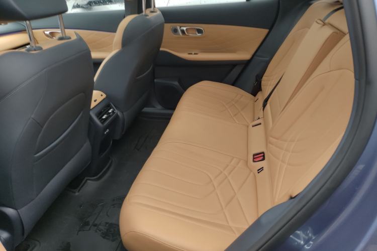 Used Geely Galaxy Xingjian 7 EM-i 2025 120km Flagship Edition Left Rear Seat