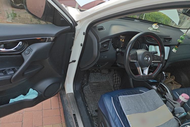 Used Nissan X-Trail 2019 2.0L CVT Smart Connect Comfort Edition 2WD
