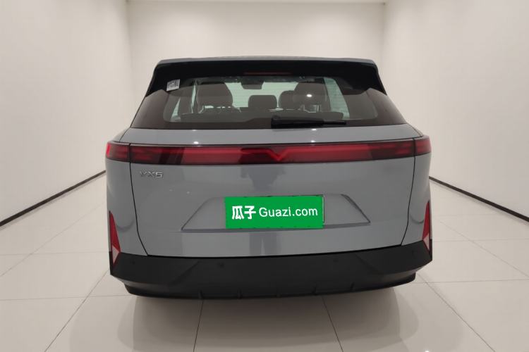 Used Venucia VX6 2023 520 Max Rear