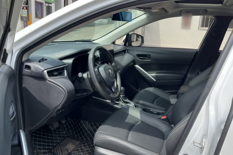 Used Toyota Corolla Cross 2024 2.0L Elite Edition Interior 2