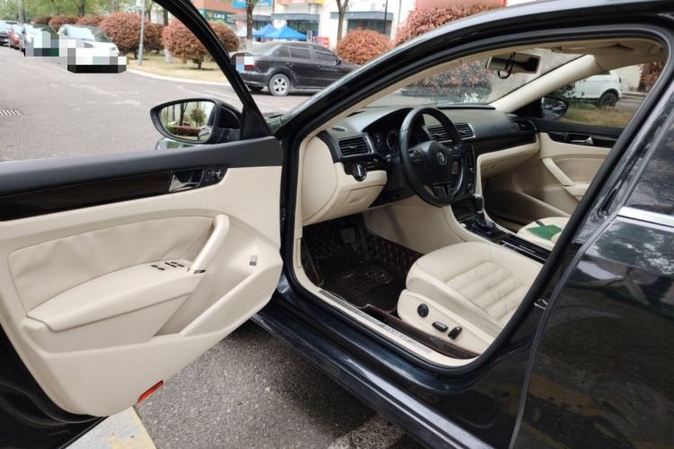 Used Volkswagen Passat 2013 2.0 TSI DSG Prestige Edition Driver Seat