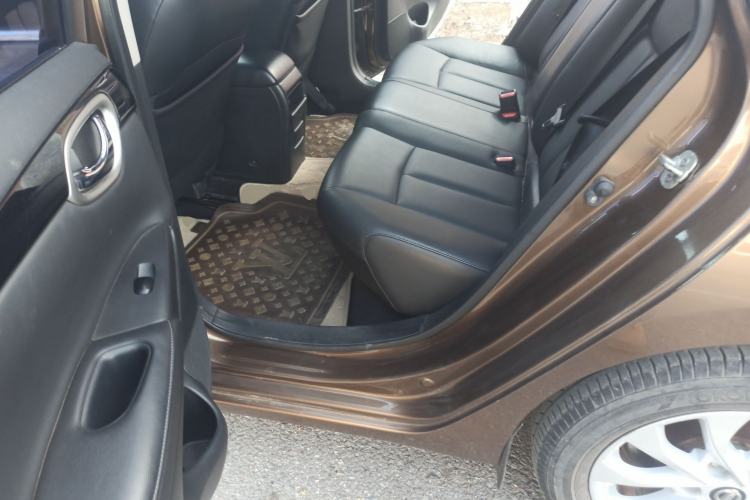 Used Nissan Sylphy 2016 1.6 XL CVT Luxury Edition Left Rear Seat