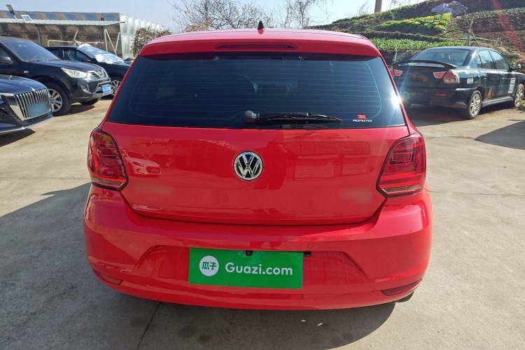 Used Volkswagen Polo 2016 1.6L Automatic Comfort Model
