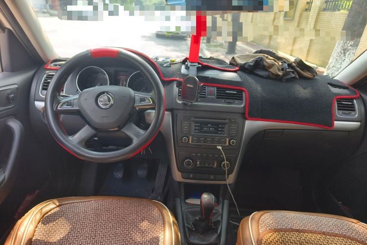 Used Skoda Yeti 2014 1.4TSI Manual Polar Edition
