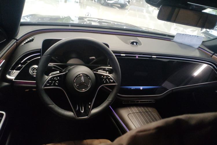 Used Mercedes-Benz E-Class 2024 E 300 L Luxury Model Center Console