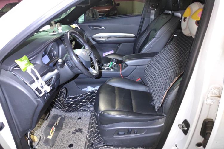 Used Cadillac XT4 2018 28T Two-Wheel Drive Leading Version
