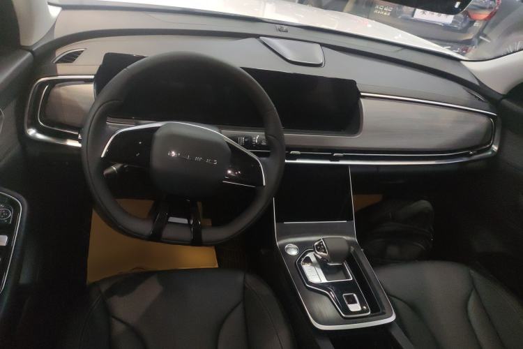 Used BAIC Beijing X7 2023 1.5TD DCT Premium+ Edition Center Console