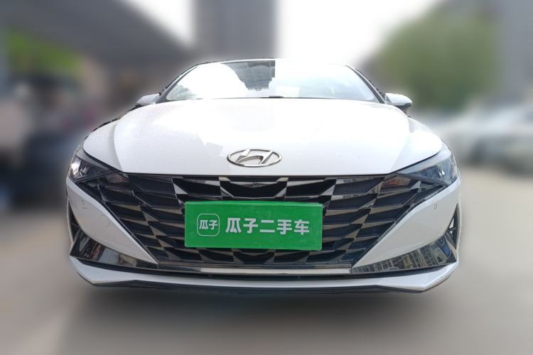 Used Hyundai Elantra 2021 1.5L CVT LUX Prestige Edition
