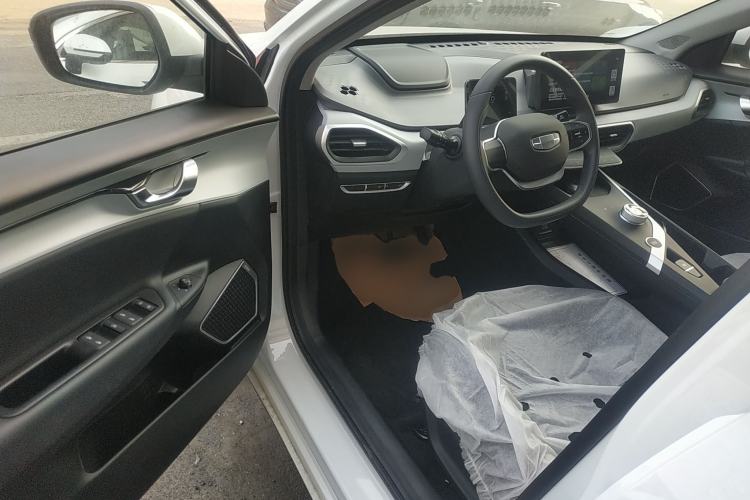 Used Geometry A 2024 500KM Travel Edition
