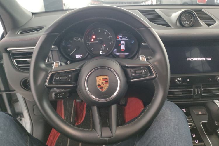 Used Porsche Macan 2022 Macan 2.0T Steering Wheel
