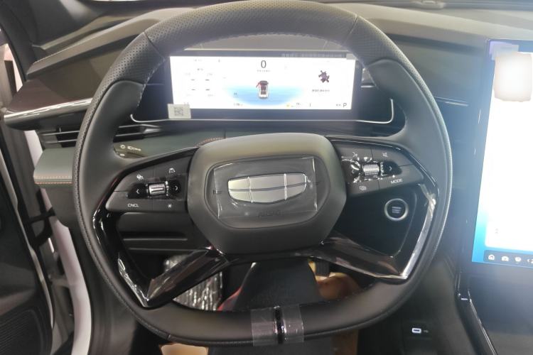 Used Geely Auto Emgrand X7 Sport 2024 1.5TD Smart Connect+
