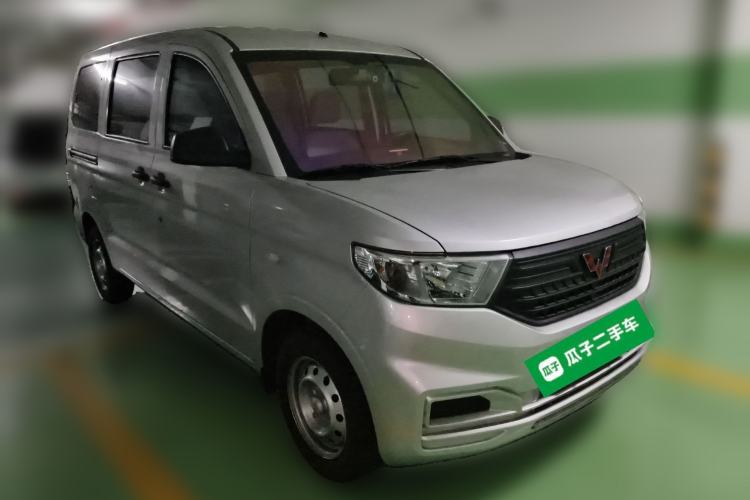 Used Wuling Hongguang V 2022 1.5L Jingqu Version Hydraulic Power Steering LAR