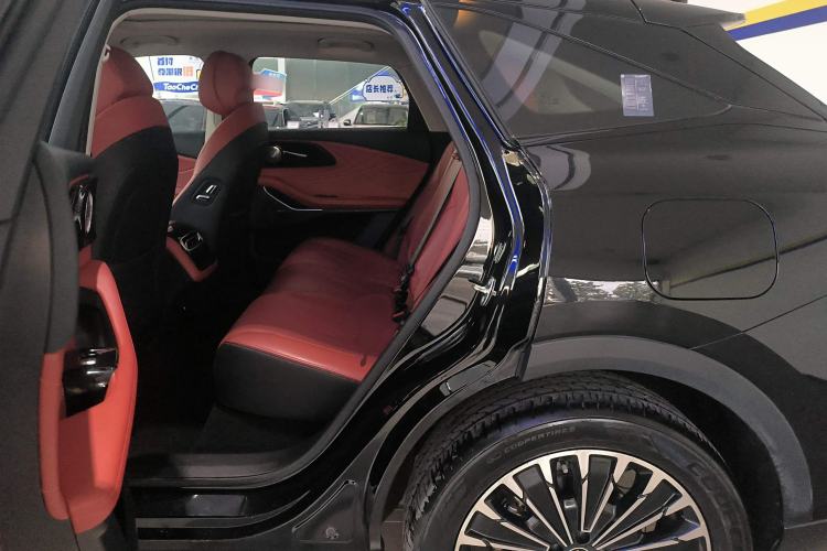 Used EXEED Stellar C-DM 2024 1.5T Long-Range Pro
