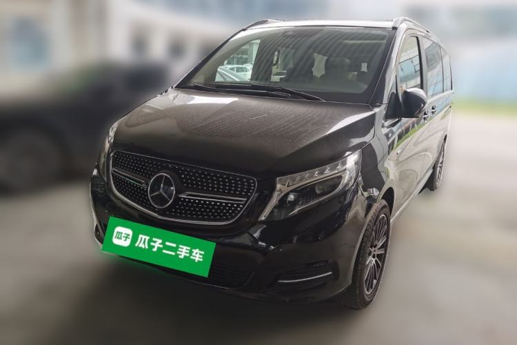 Used Mercedes-Benz V-Class 2017 V 260 Avantgarde Edition