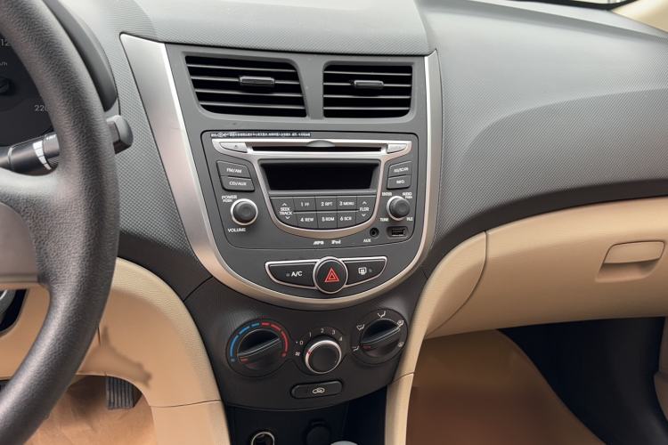 Used Hyundai Verna (older generation) 2014 1.4L Automatic Smart GLS
