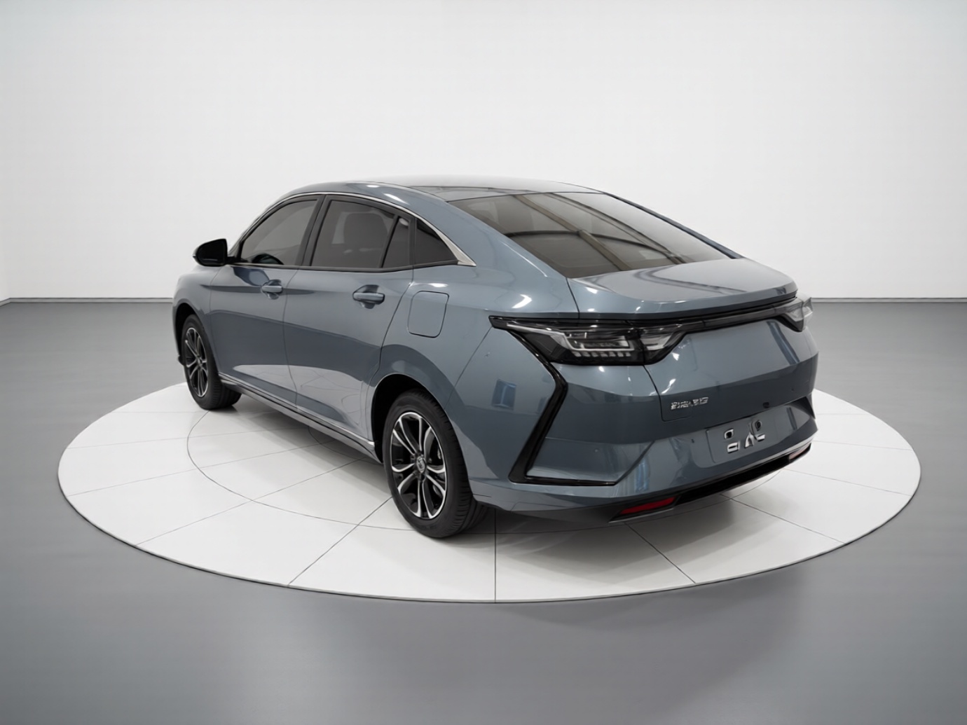 Dongfeng Aeolus Yixuan 2025 1.5L Automatic Luxury Version - Luxury — снимка 4