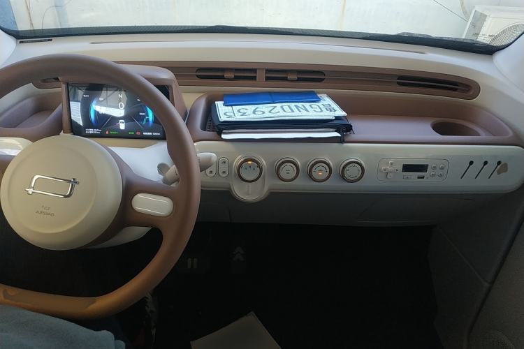 Used Bestune Pony 2026 222km Colorful Horse Center Console