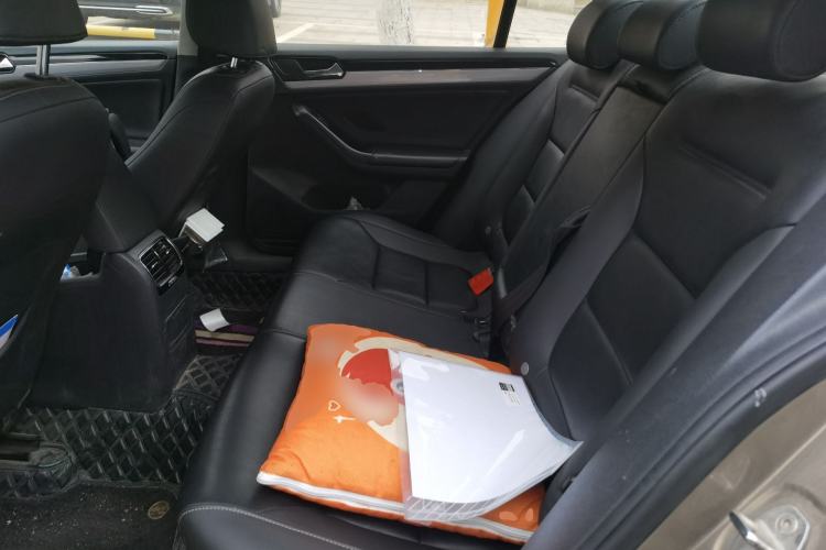 Used Volkswagen Sagitar 2015 1.6L Automatic Comfort Model