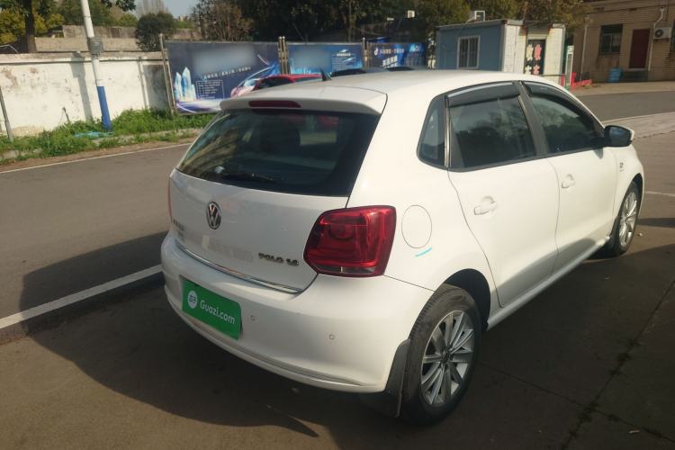 Used Volkswagen Polo 2013 1.6L Automatic Luxury Edition Rear Right 45 Deg