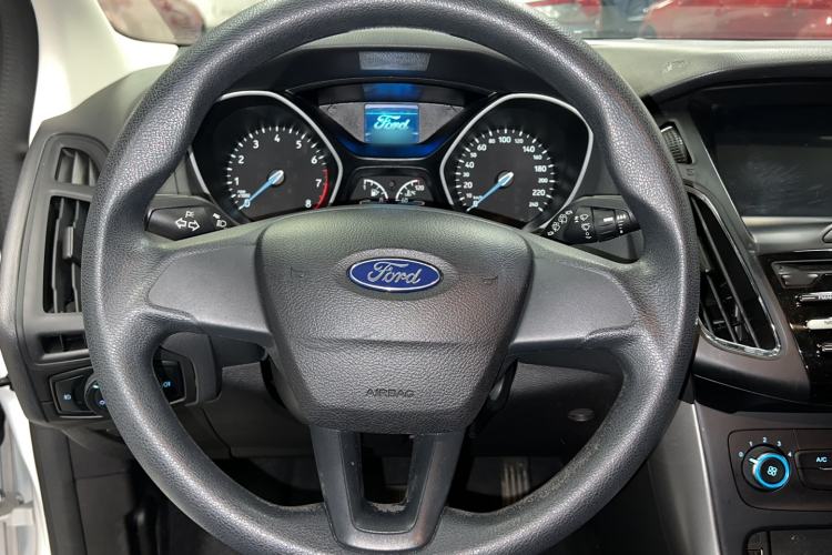 Used Ford Focus 2017 Hatchback 1.6L Automatic Comfort Plus SmartDrive Edition Steering Wheel