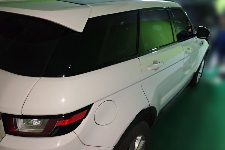 Used Land Rover Range Evoque 2016 2.0T PURE Style Edition Rear Right 45 Deg