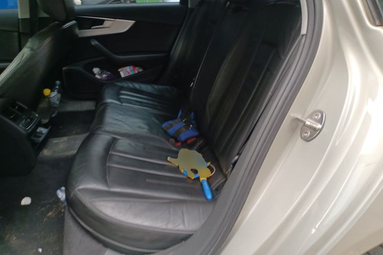 Used Audi A4L 2018 30th Anniversary Edition 40 TFSI Fashion Model
