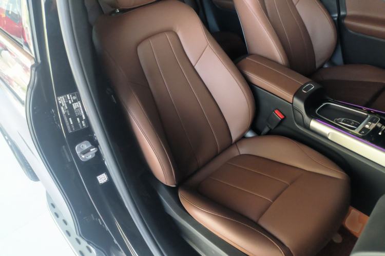 Used Mercedes-Benz GLB 2024 GLB 200 Dynamic Edition Right Front Seat