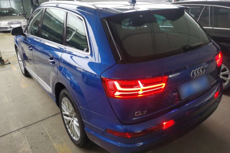 Used Audi Q7 2018 45 TFSI S line Sport Edition Rear Left 45 Deg