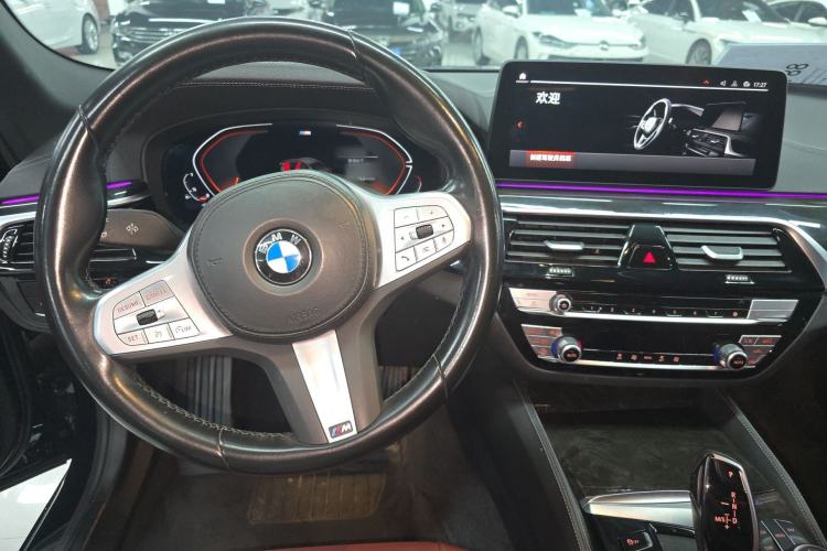 Used BMW 5 Series 2022 Second Facelift 525Li M Sport Package
