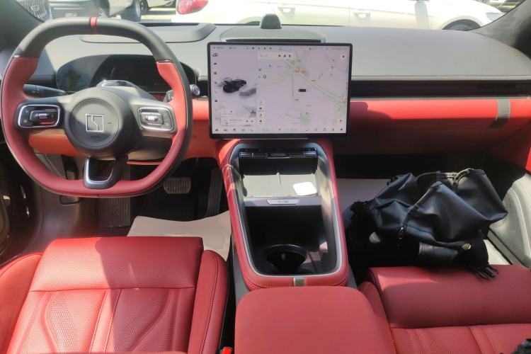 Used Zeekr 007GT 2025 Rear-Drive Intelligent Driving Version 75 kWh Center Console