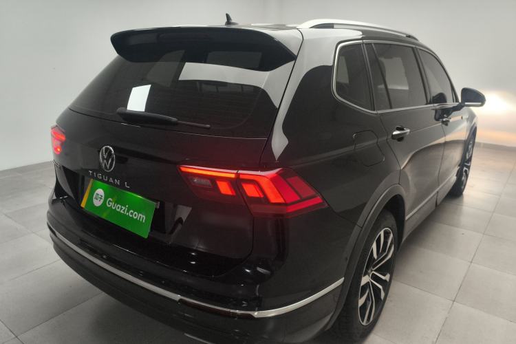 Used Volkswagen Tiguan L 2021 330TSI Automatic Two-Wheel Drive R-Line Enhanced Edition Rear Right 45 Deg