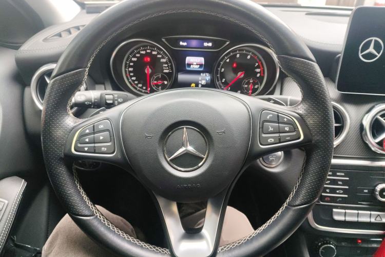 Used Mercedes-Benz GLA 2018 GLA 200 Fashion Model