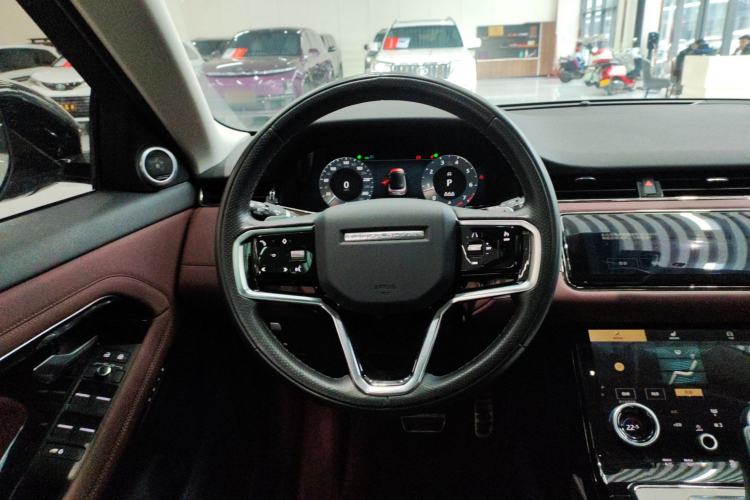 Used Land Rover Range Rover Evoque 2023 Aurora L 249 PS Luxury Edition
